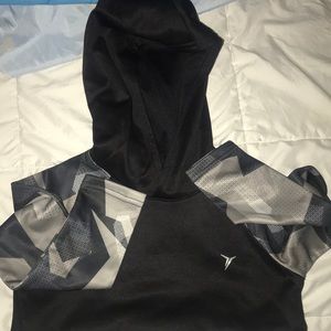 boys old navy active sweaters 1 black 1 Burgundy